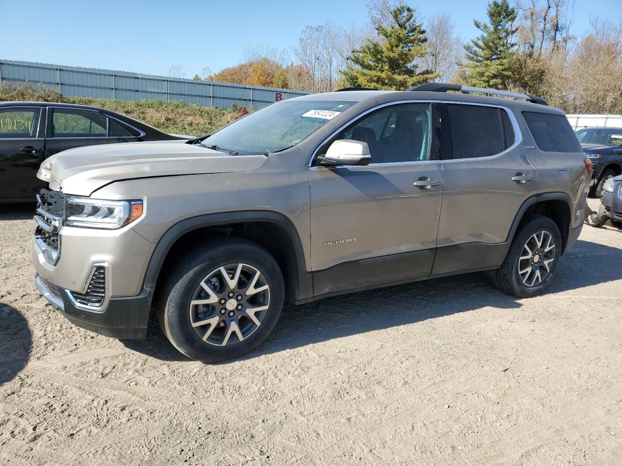 2022 GMC Acadia - Image 1