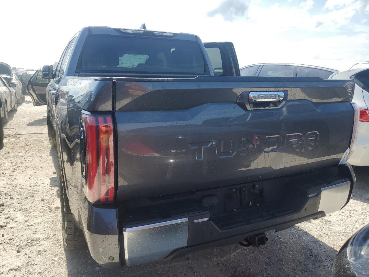 2022 Toyota Tundra Crewmax Limited VIN: 5TFJA5AB1NX001364 Lot: 77585334