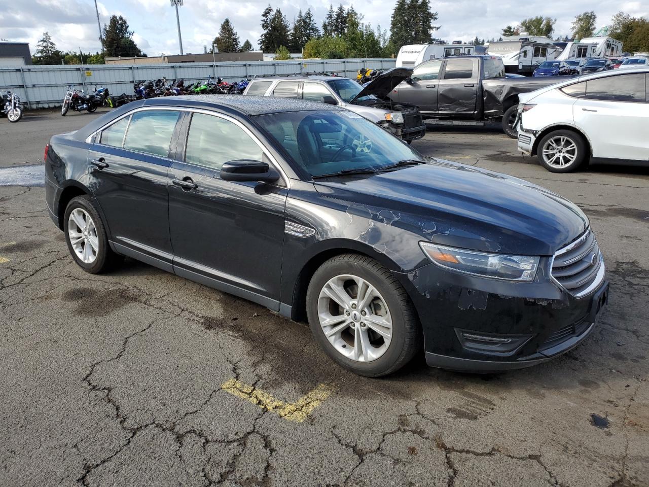 2016 Ford Taurus Sel VIN: 1FAHP2E82GG105266 Lot: 76402054