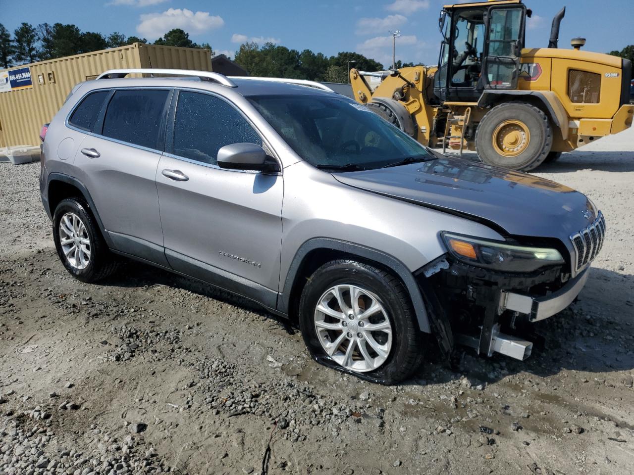 1C4PJLCB1KD403815 2019 Jeep Cherokee Latitude