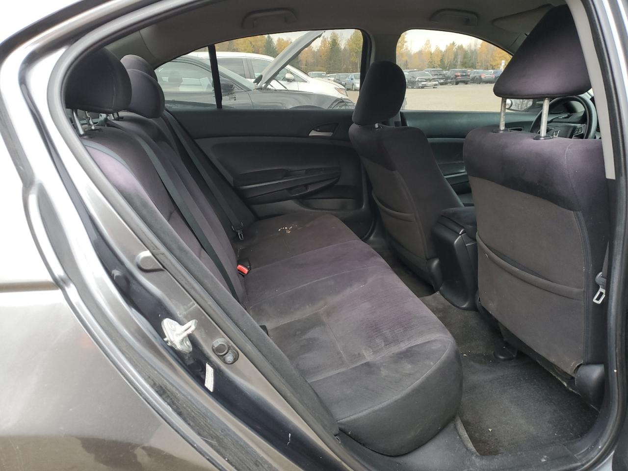 2011 Honda Accord - Image 10