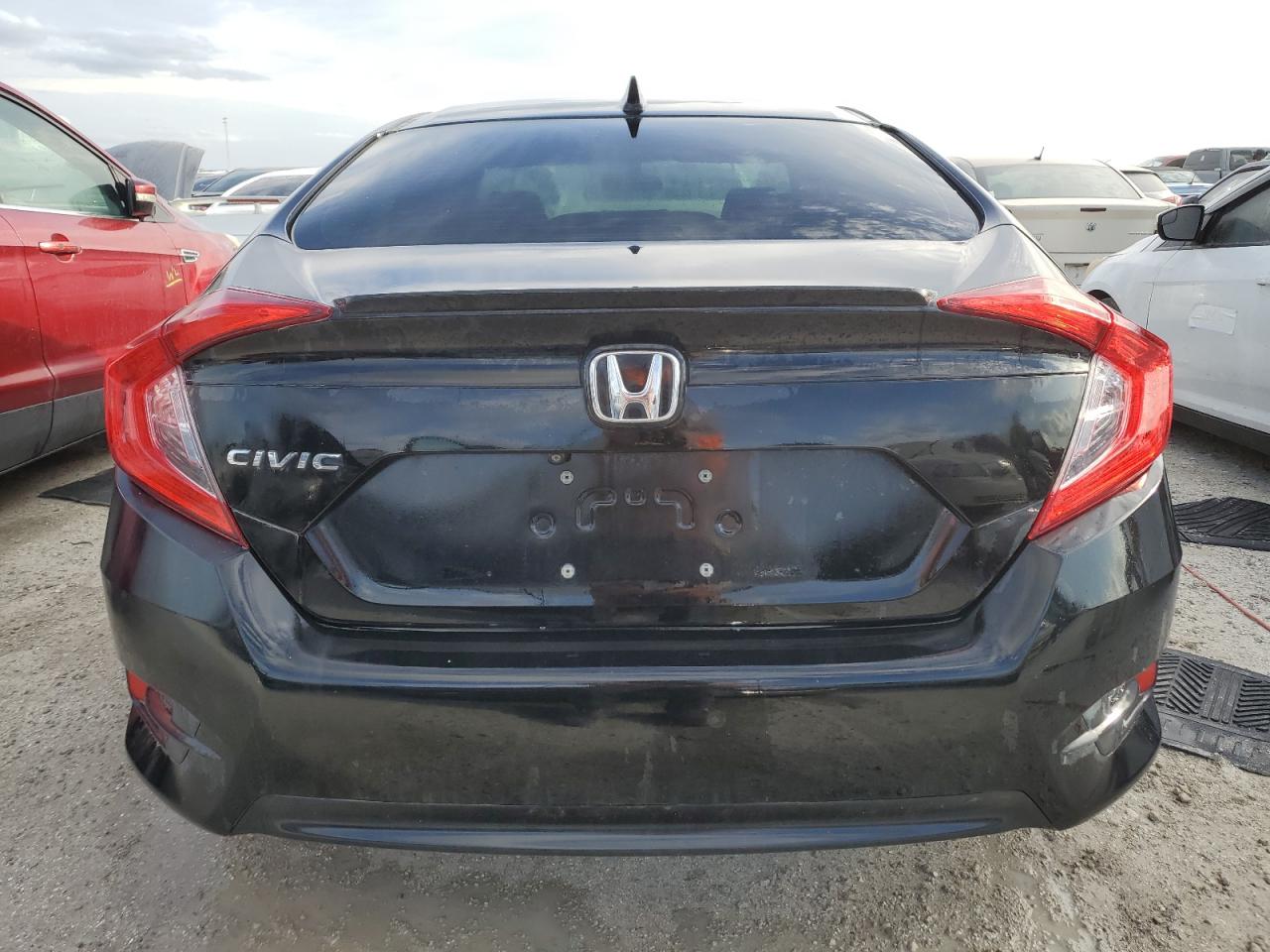 2016 Honda Civic - Image 6
