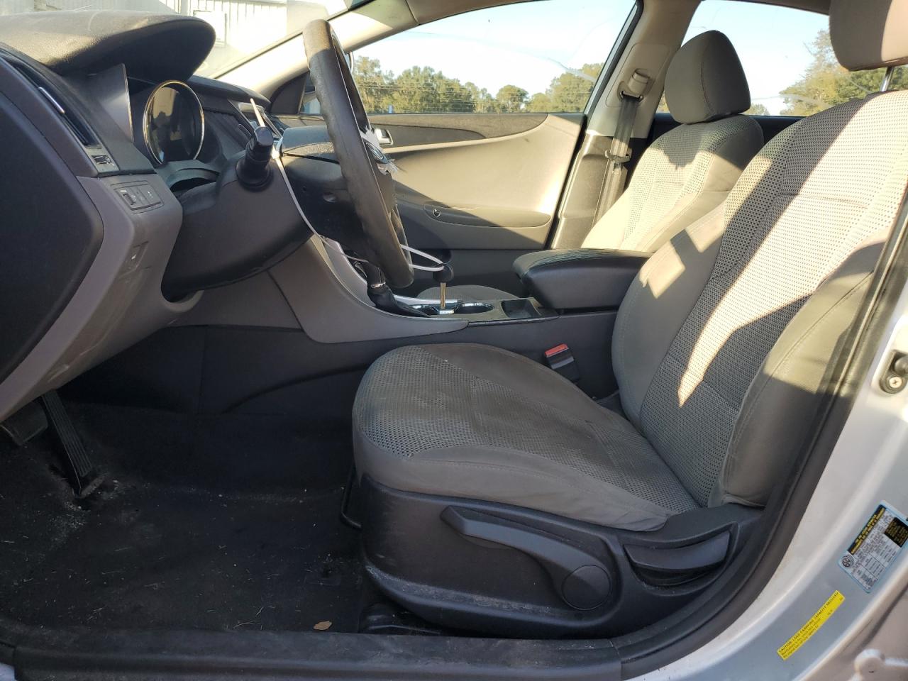 2012 Hyundai Sonata - Image 7