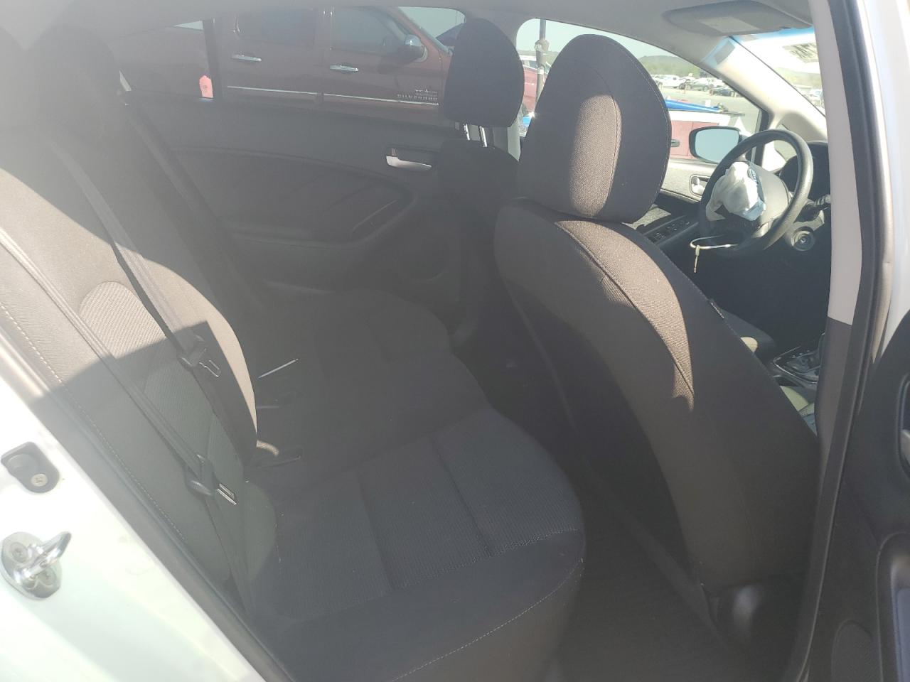 2018 Kia Forte Lx VIN: 3KPFK4A70JE231609 Lot: 76079474