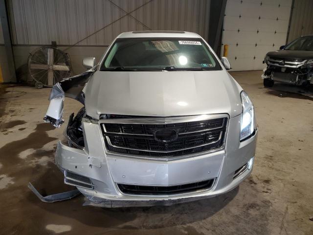  CADILLAC XTS 2016 Srebrny