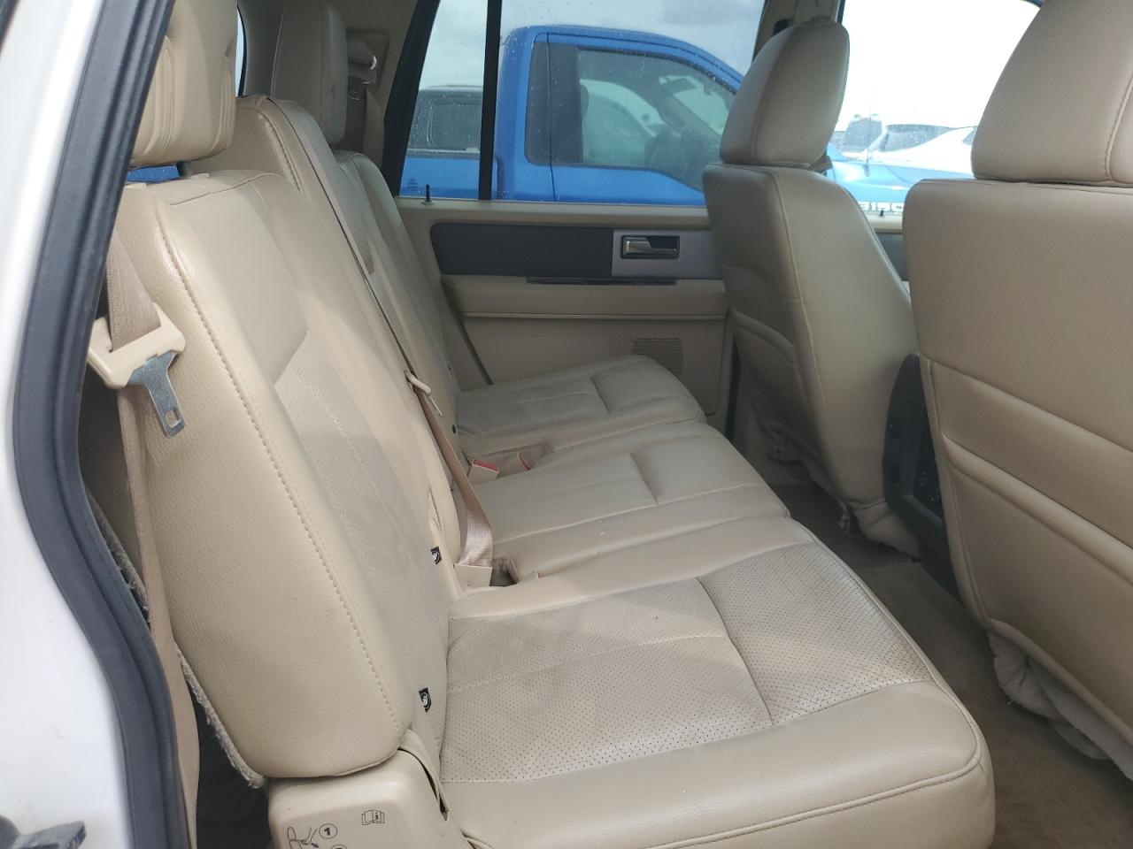 2014 Ford Expedition - Image 11