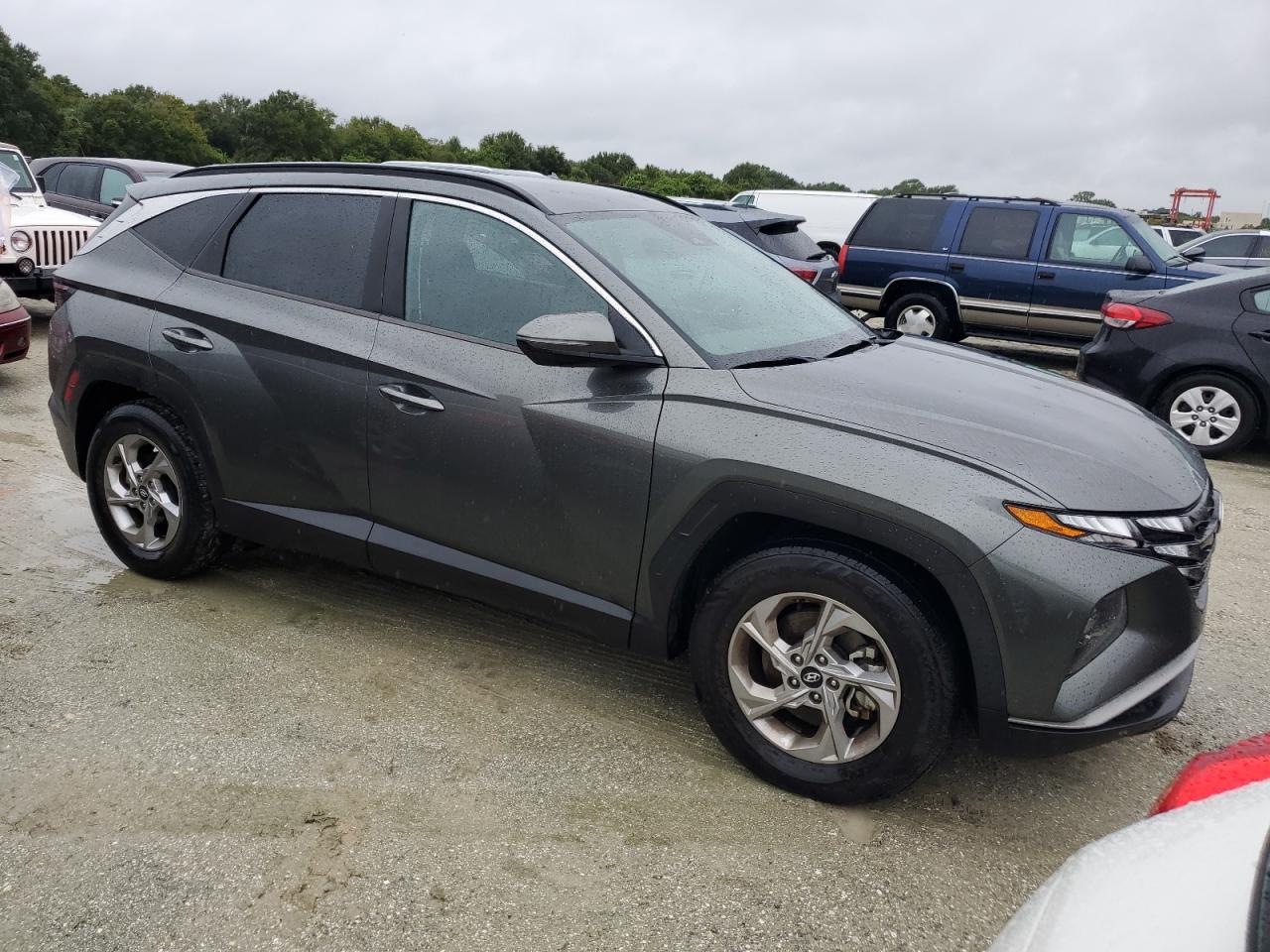 2022 Hyundai Tucson - Image 4