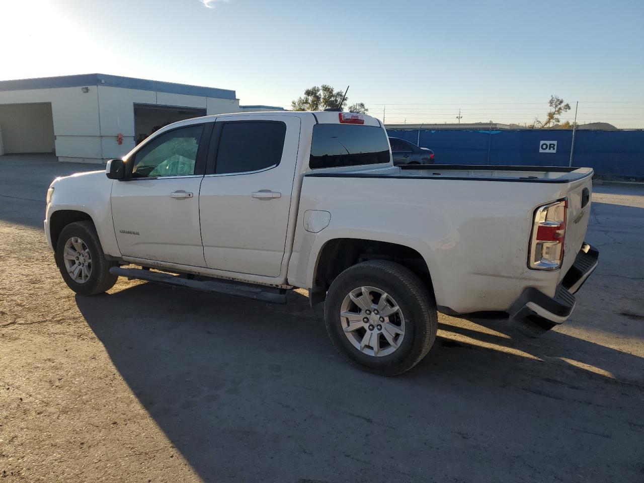 VIN 1GCGSCE32G1352269 2016 CHEVROLET COLORADO no.2