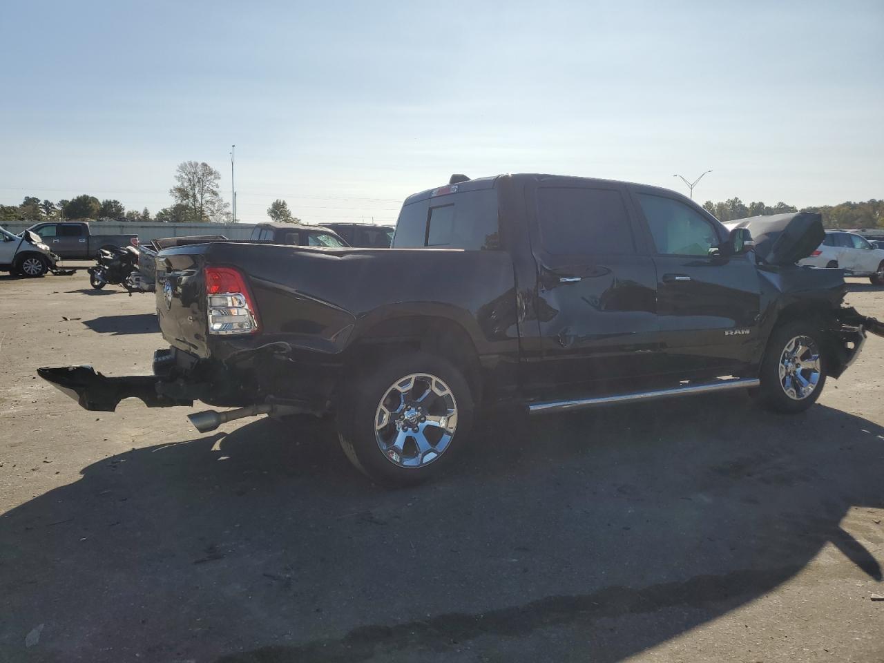 2019 RAM 1500 - Image 3