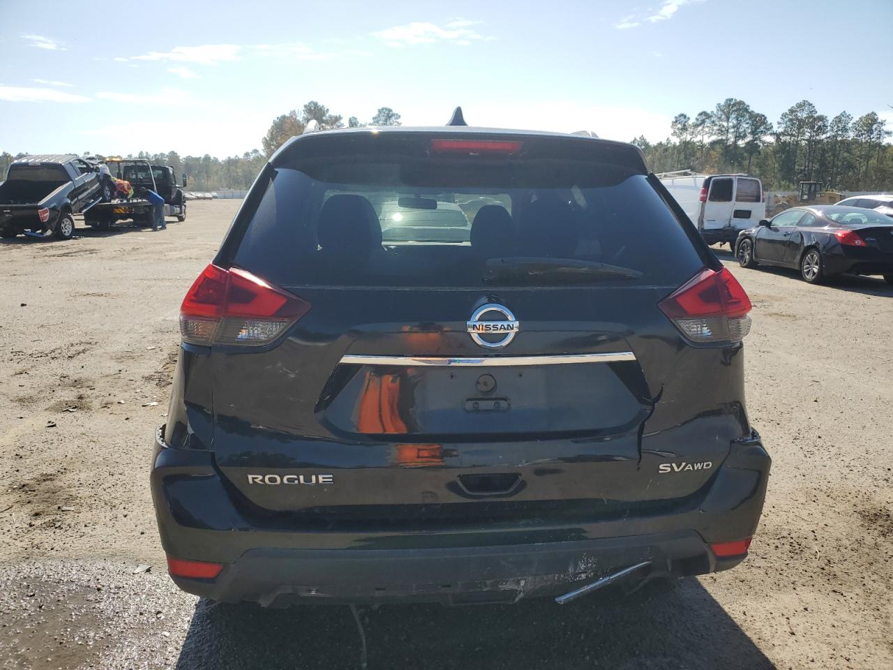 2018 Nissan Rogue S VIN: KNMAT2MV9JP507243 Lot: 77771524