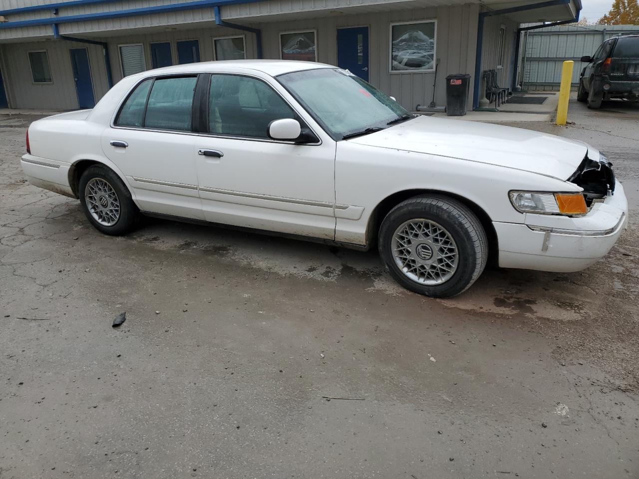 1998 Mercury Grand Marquis Gs VIN: 2MEFM74WXWX619140 Lot: 77300894