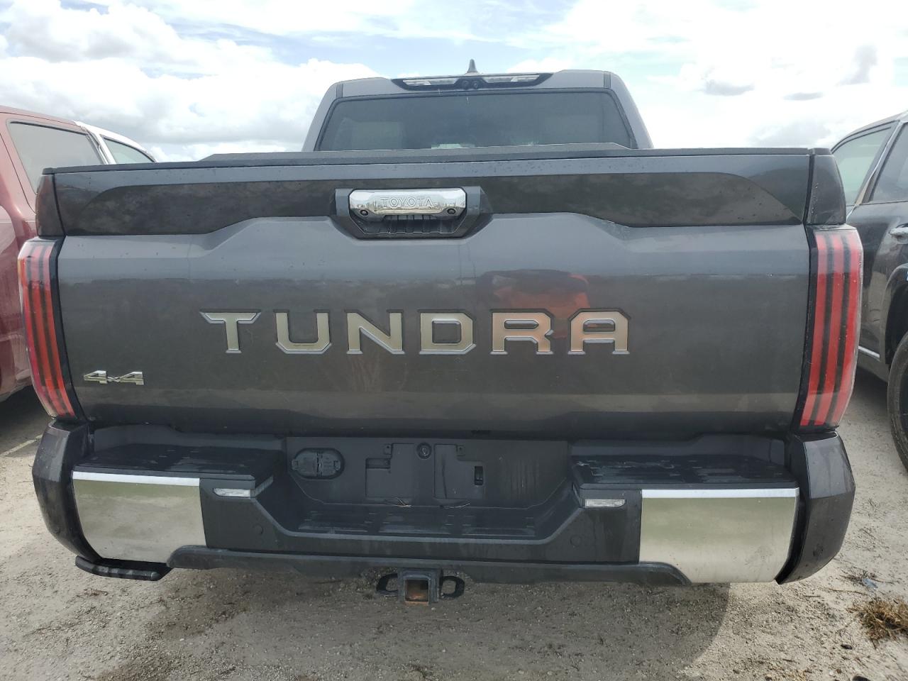 2022 Toyota Tundra Crewmax Capstone VIN: 5TFVC5DB7NX011453 Lot: 74077814