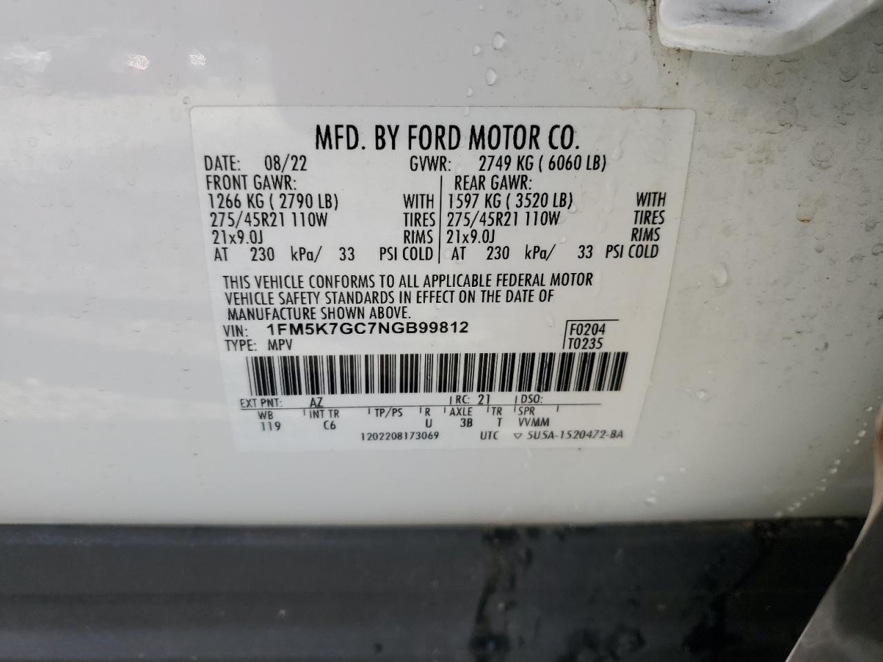 2022 Ford Explorer - Image 13