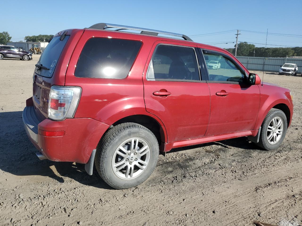 2010 Mercury Mariner - Image 3