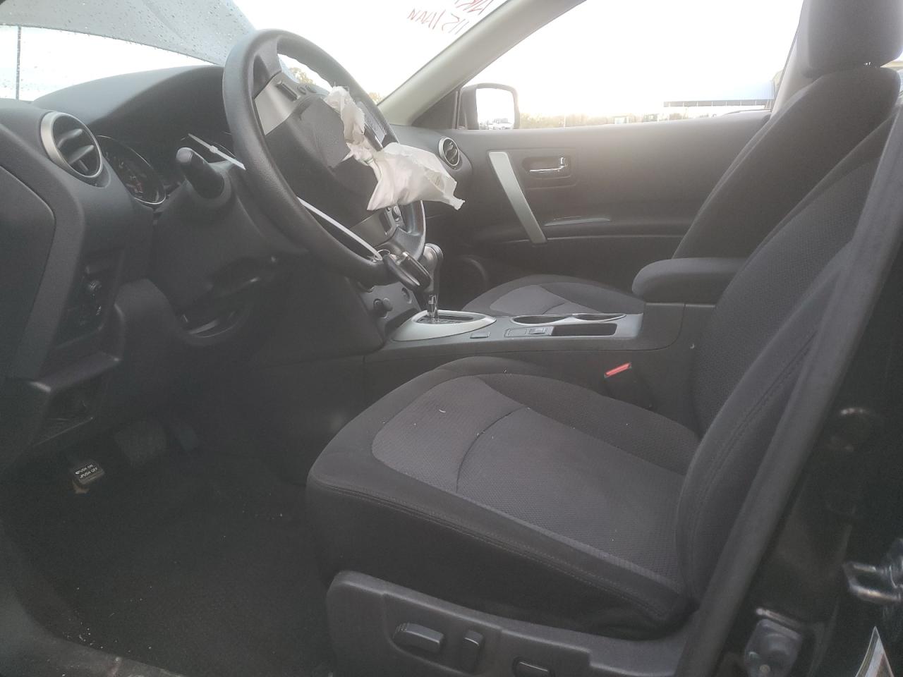 2013 Nissan Rogue - Image 7