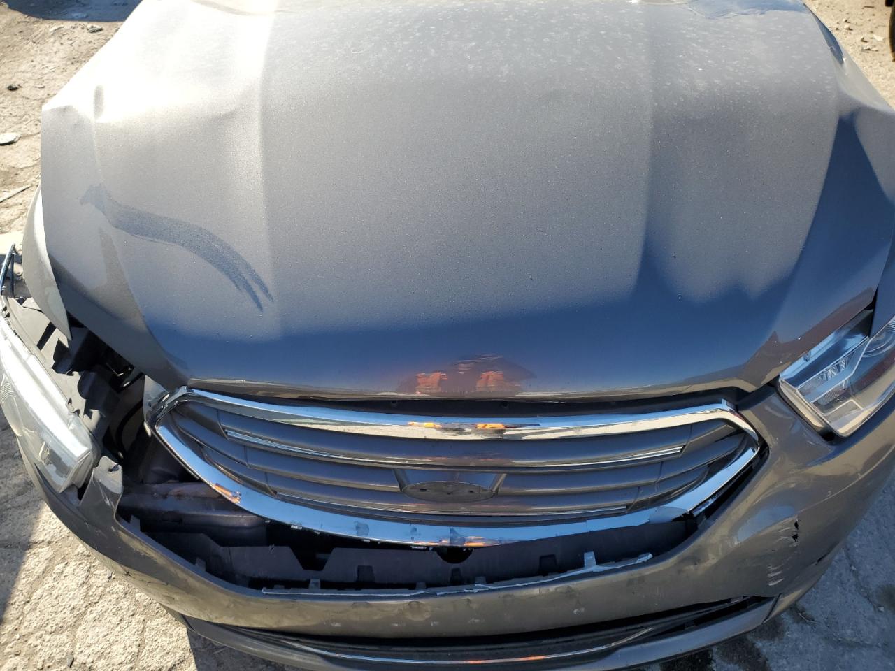 2013 Ford Taurus - Image 11