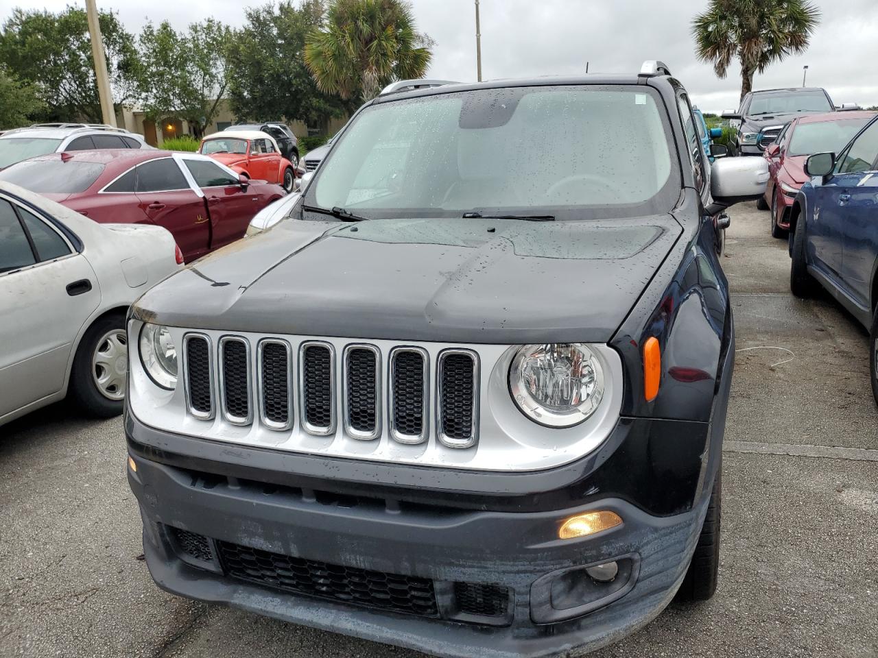 2017 Jeep Renegade - Image 5