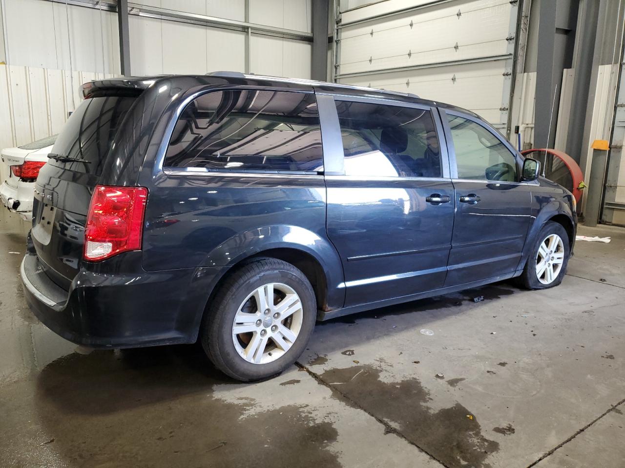 2012 Dodge Caravan - Image 3