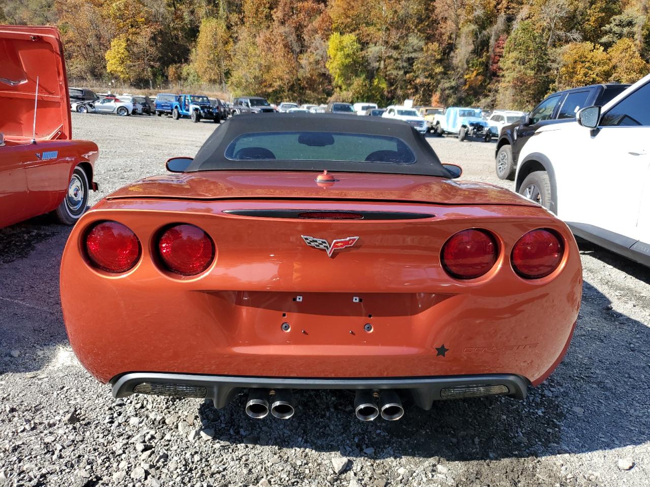 2005 Chevrolet Corvette VIN: 1G1YY34U855127611 Lot: 77317154