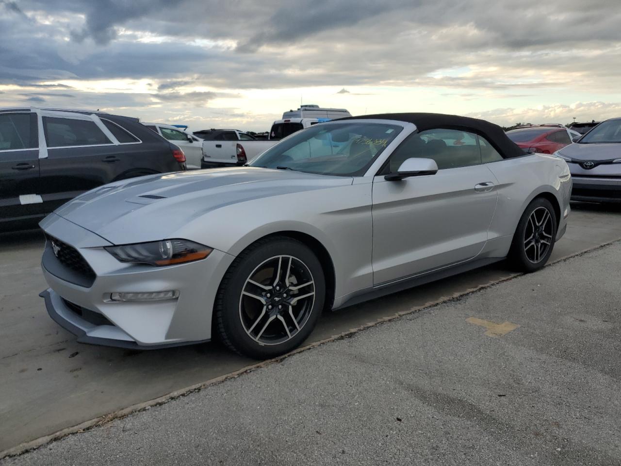 1FATP8UH2K5181749 2019 FORD MUSTANG - Image 1