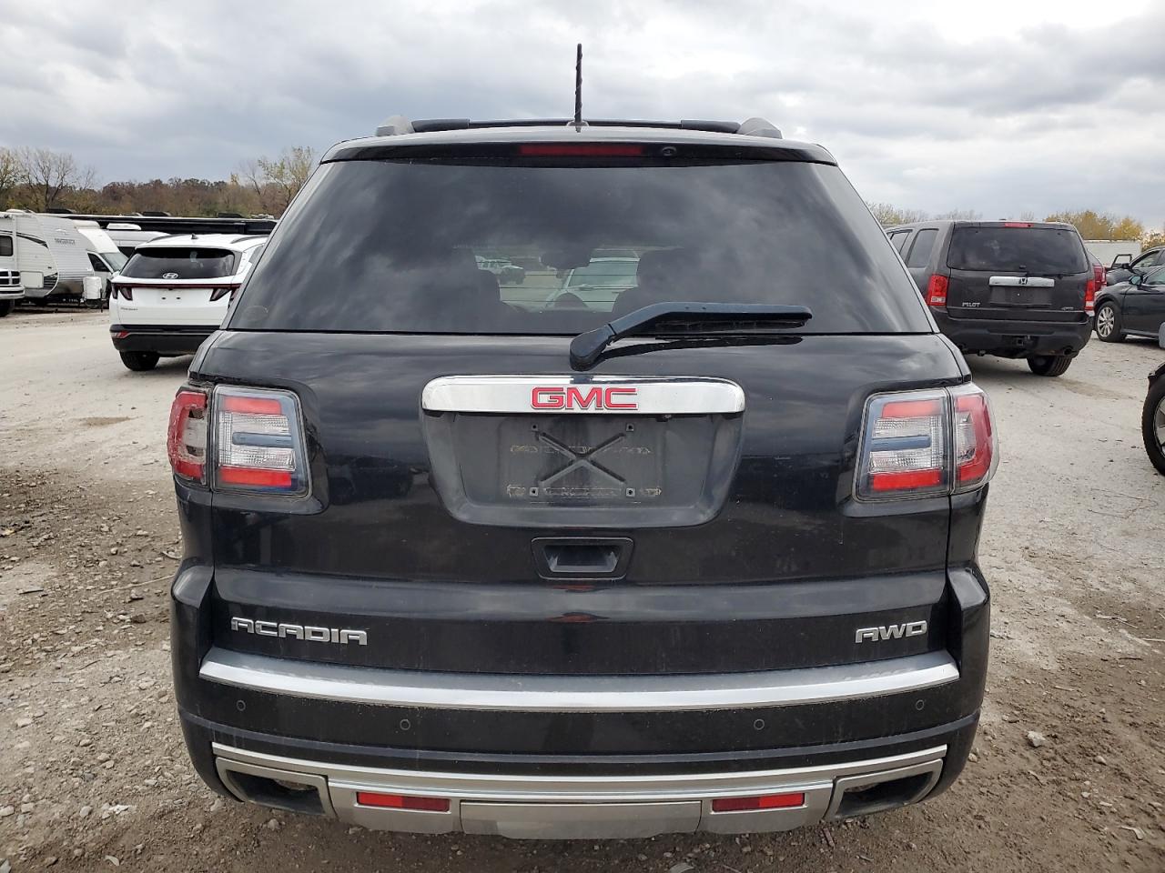 2016 GMC Acadia - Image 6