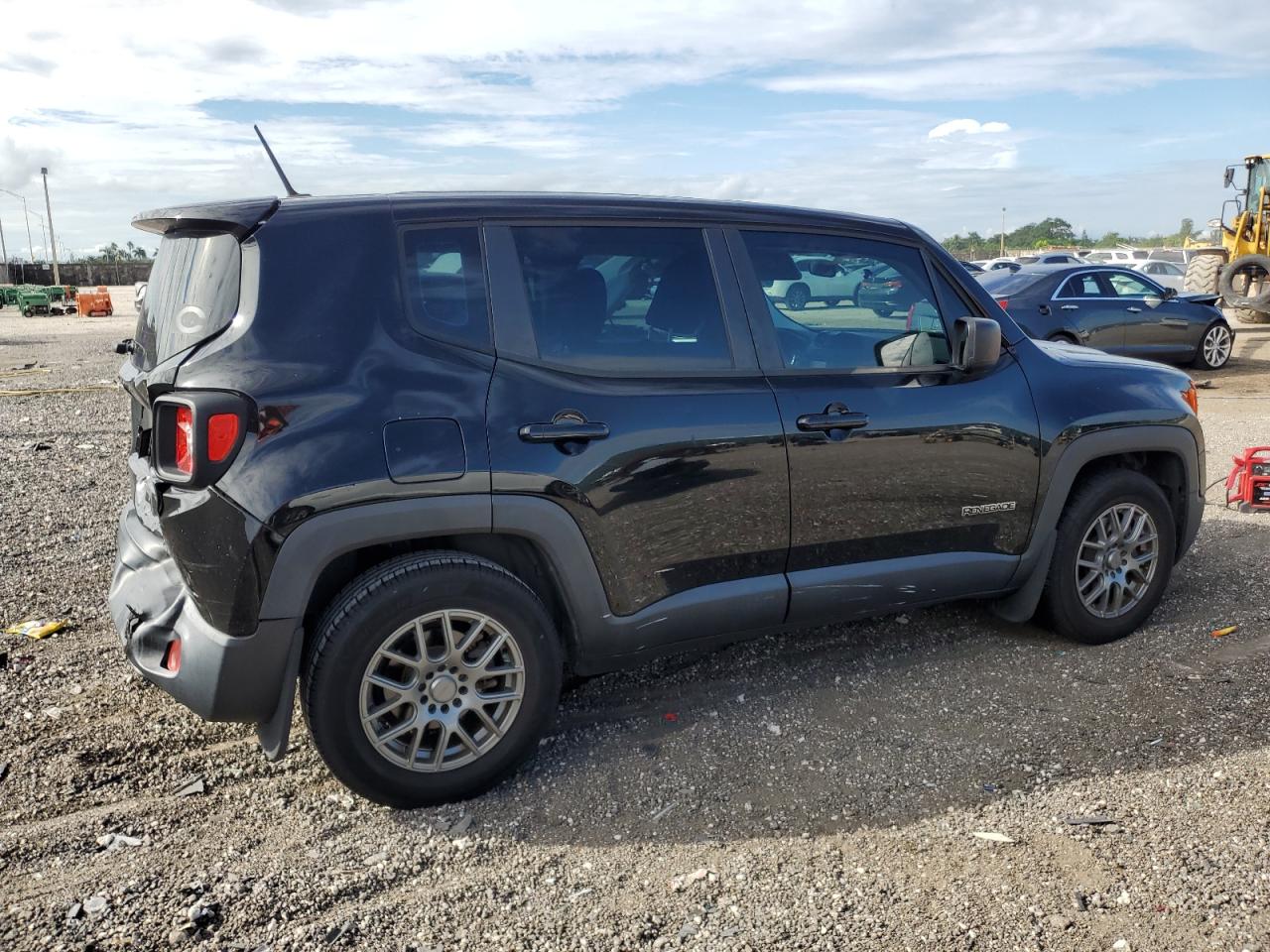 2016 Jeep Renegade Sport VIN: ZACCJAAT9GPD76757 Lot: 74627254