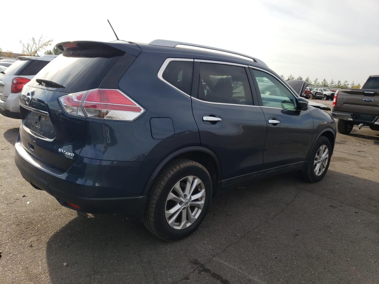 2015 Nissan Rogue - Image 3