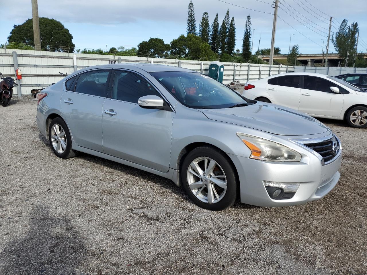 VIN 1N4AL3AP1DN555997 2013 NISSAN ALTIMA no.4