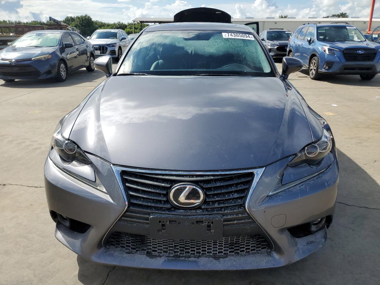 2015 Lexus IS - Image 5