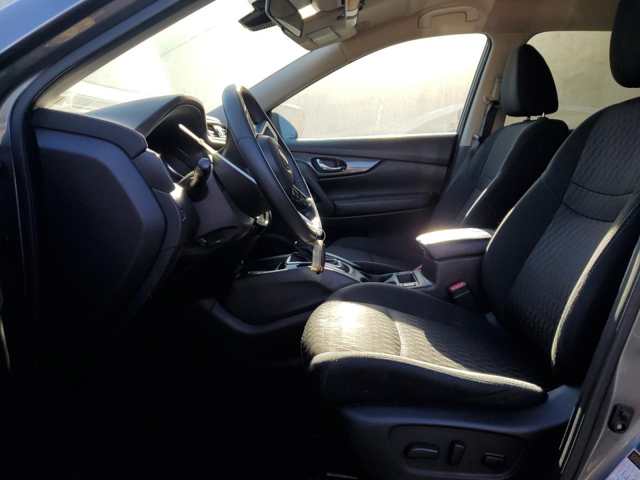 2020 Nissan Rogue - Image 7
