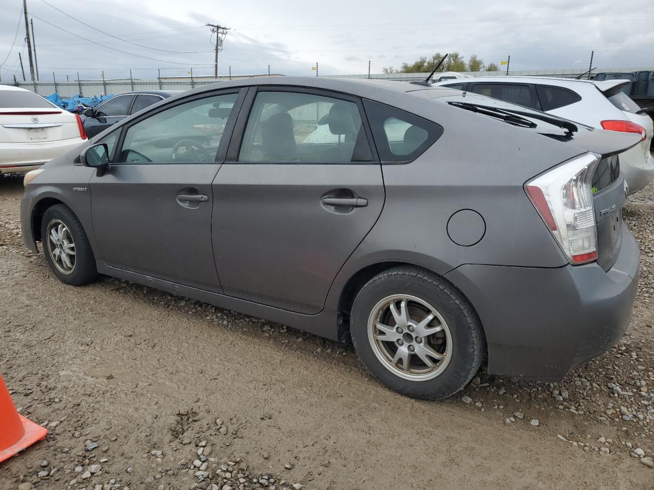 2011 Toyota Prius - Image 2
