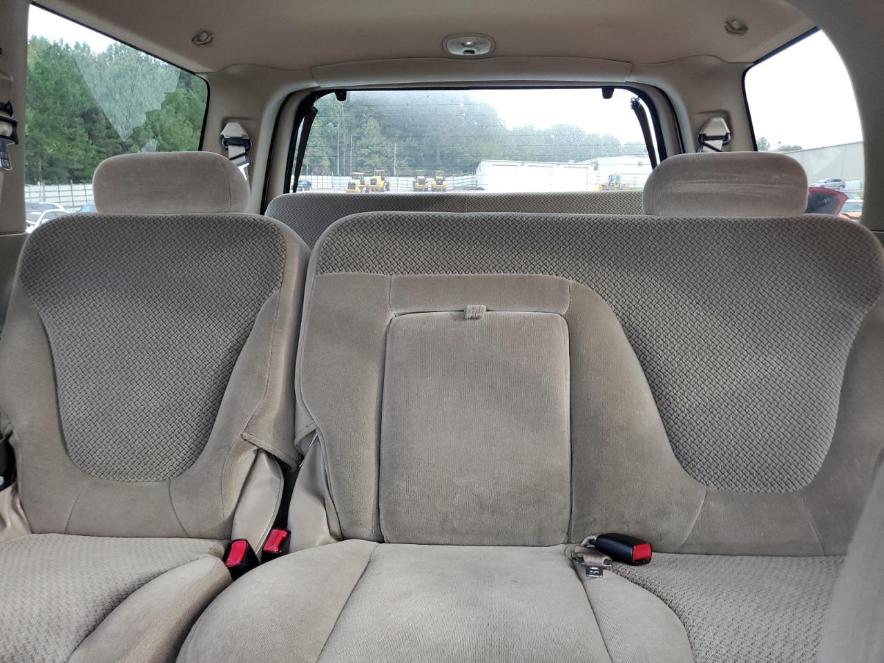 2002 Ford Expedition Xlt VIN: 1FMRU15W42LA30808 Lot: 73652304