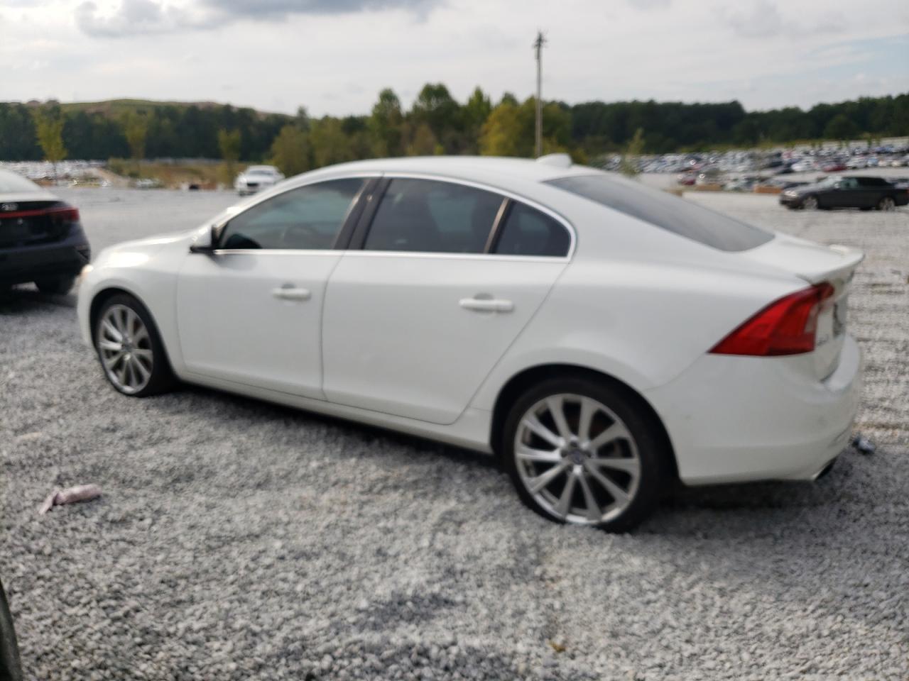 LYV402HK0HB129213 2017 VOLVO S60 - Image 2