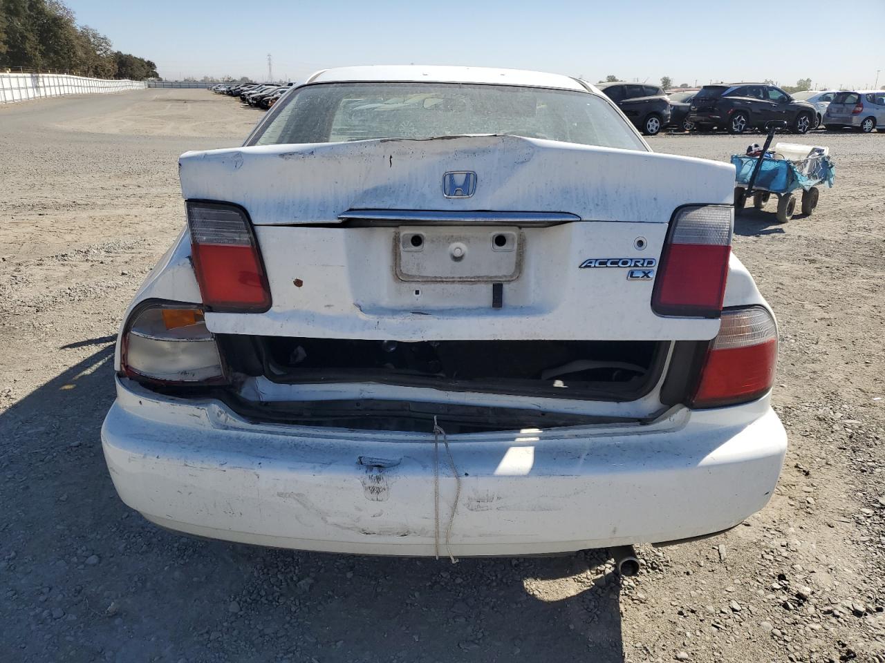 1HGCD5638TA074394 1996 Honda Accord Lx