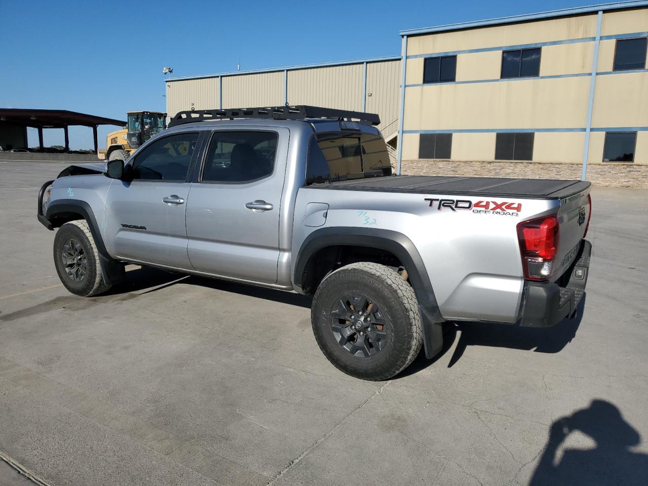 VIN 5TFCZ5AN7KX198600 2019 TOYOTA TACOMA no.2