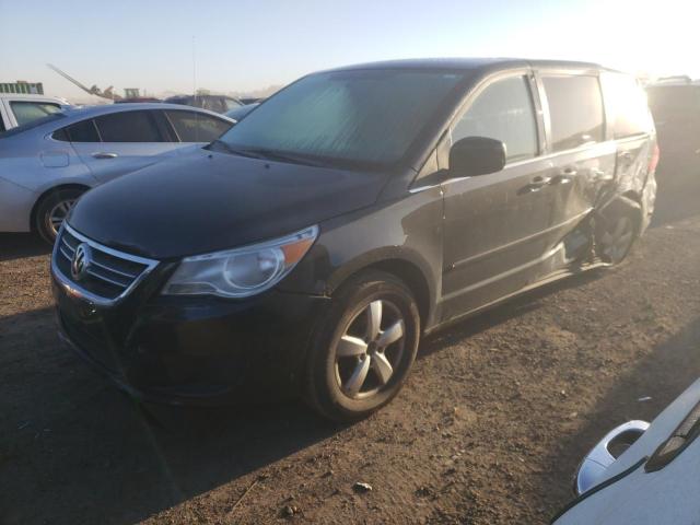 2009 Volkswagen Routan Se en Venta en Elgin, IL - Side