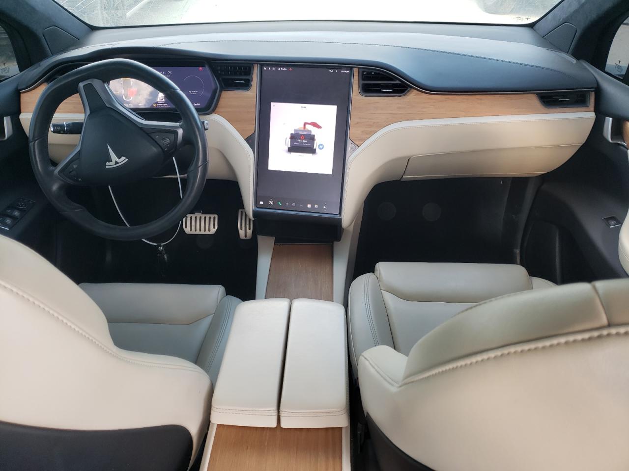 5YJXCBE49LF243616 2020 Tesla Model X