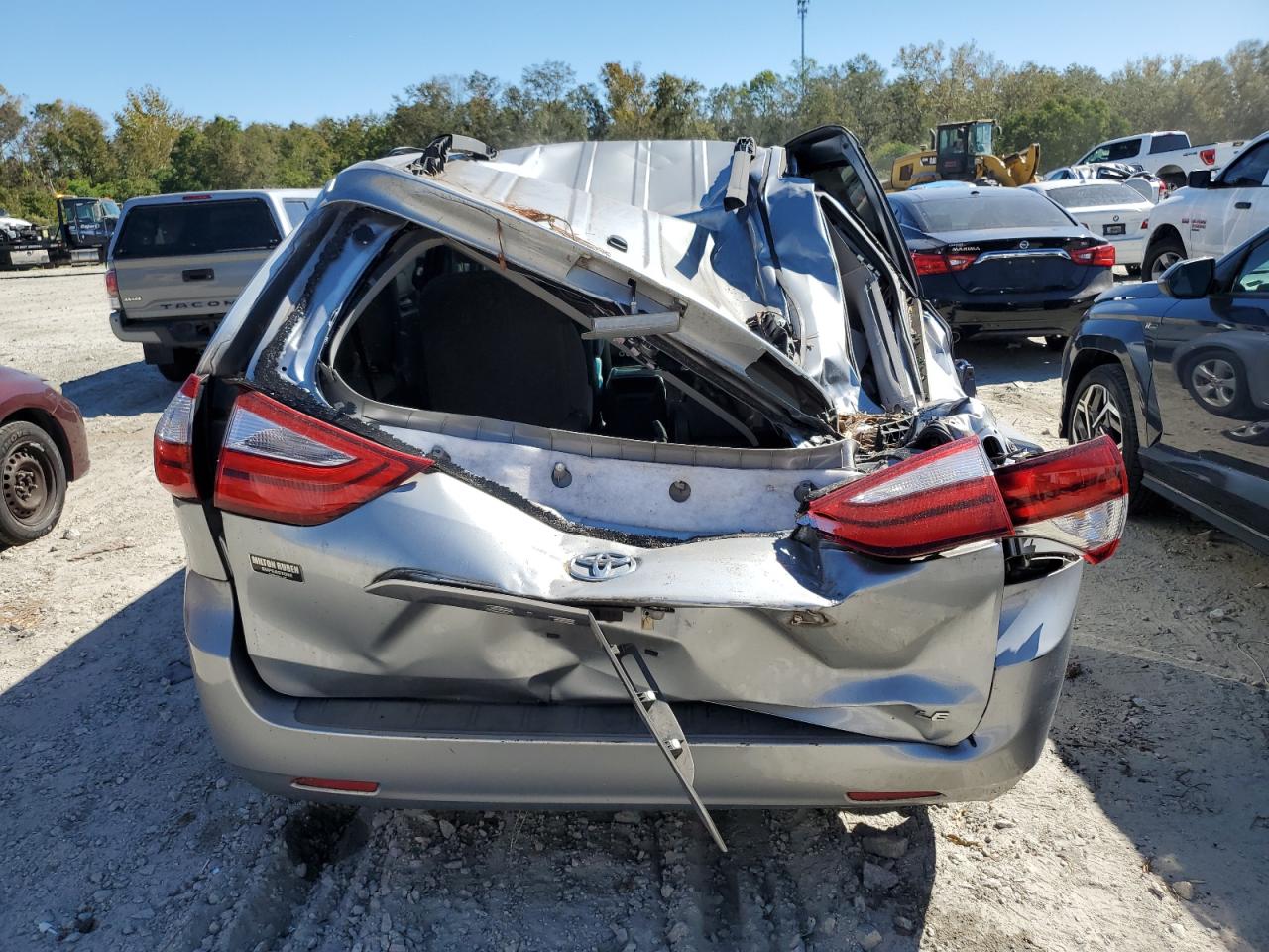 2017 Toyota Sienna Le VIN: 5TDKZ3DC5HS806543 Lot: 74502174