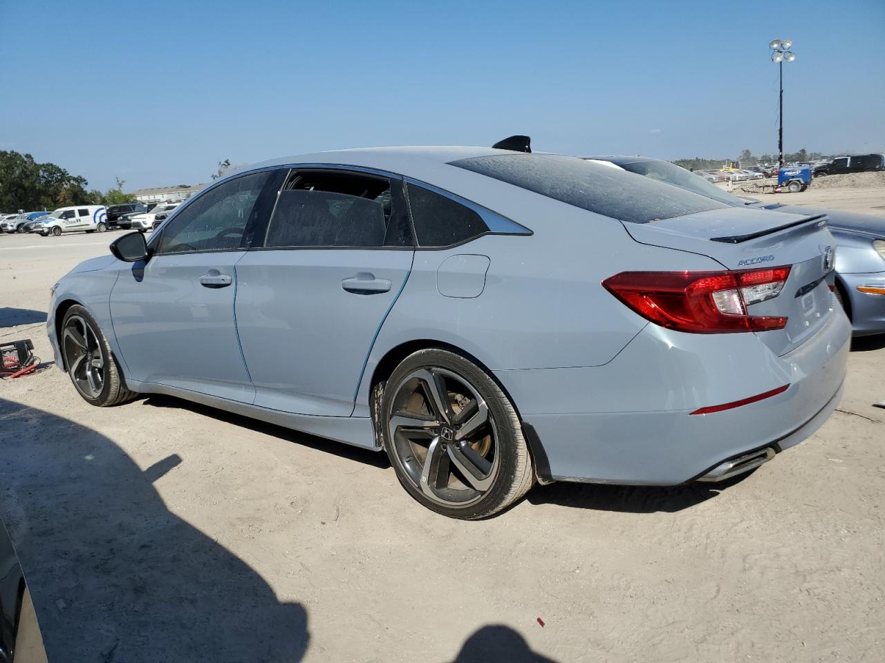 2022 Honda Accord Sport VIN: 1HGCV1F32NA109018 Lot: 76346564