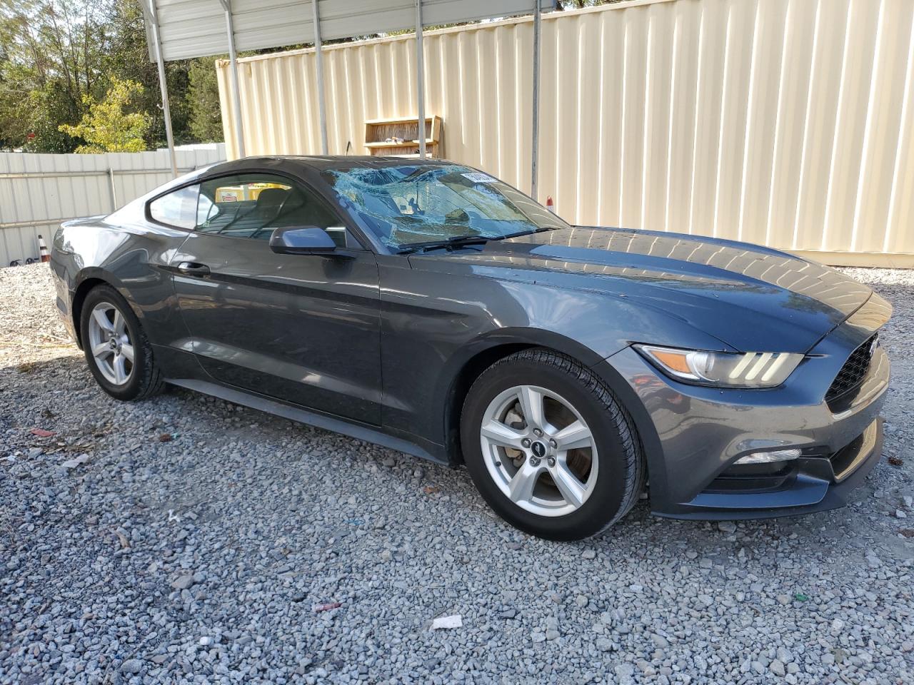 1FA6P8AM8H5262908 2017 Ford Mustang