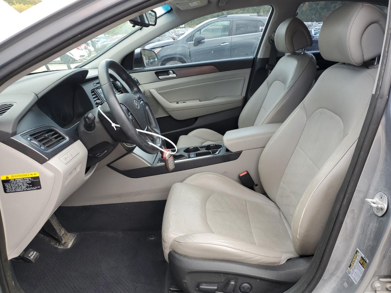 2015 Hyundai Sonata - Image 7