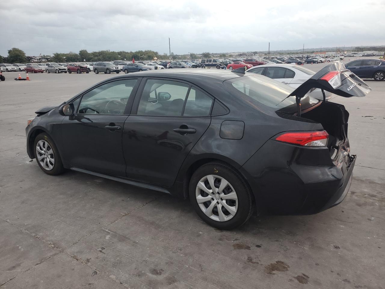 2022 Toyota Corolla - Image 2