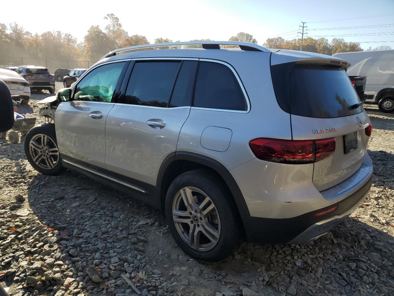 2020 Mercedes-Benz GLB - Image 2