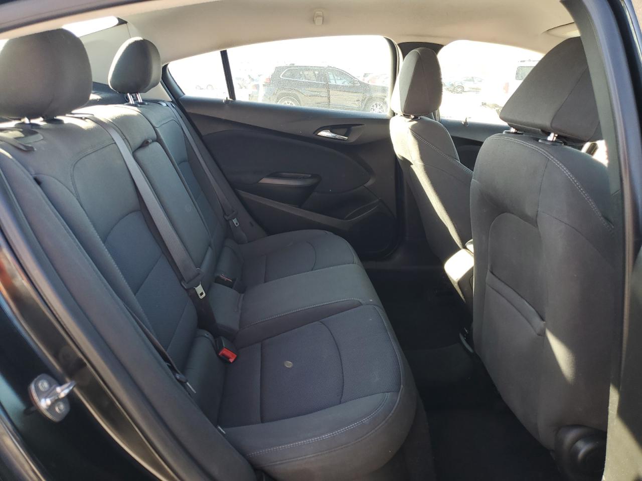 2017 Chevrolet Cruze - Image 10