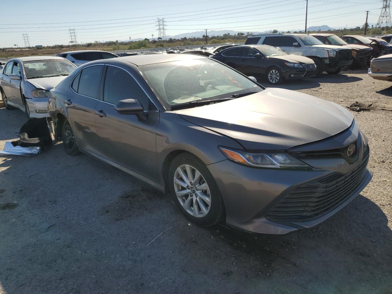 VIN 4T1B11HK7JU509901 2018 TOYOTA CAMRY no.4