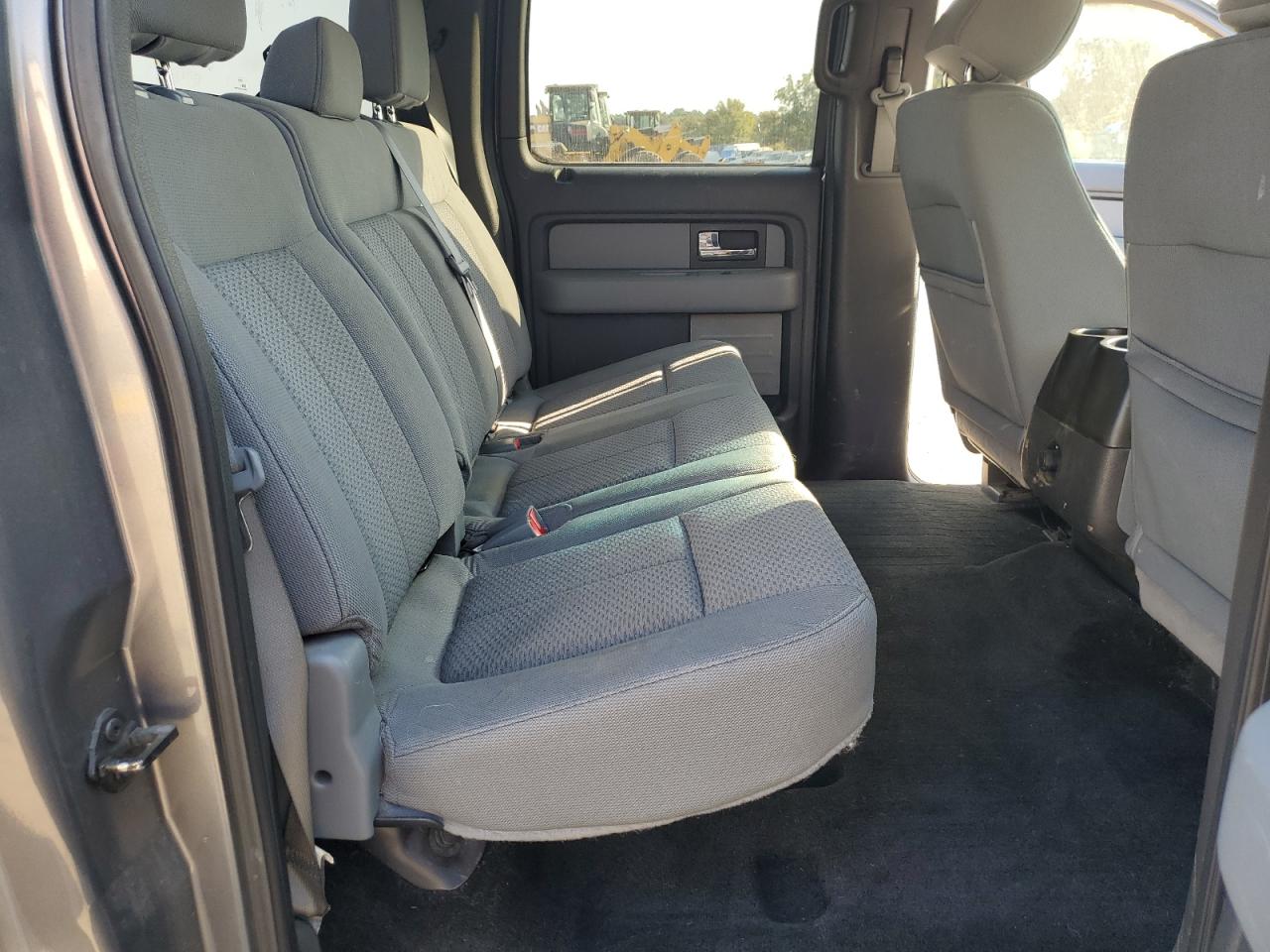 2013 Ford F-150 - Image 10