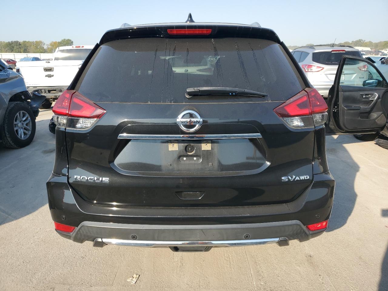 2020 Nissan Rogue - Image 6