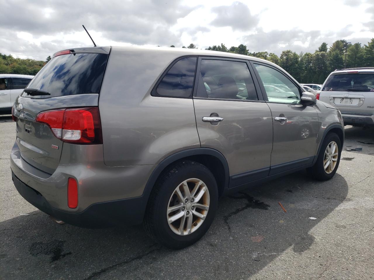 2014 Kia Sorento - Image 3