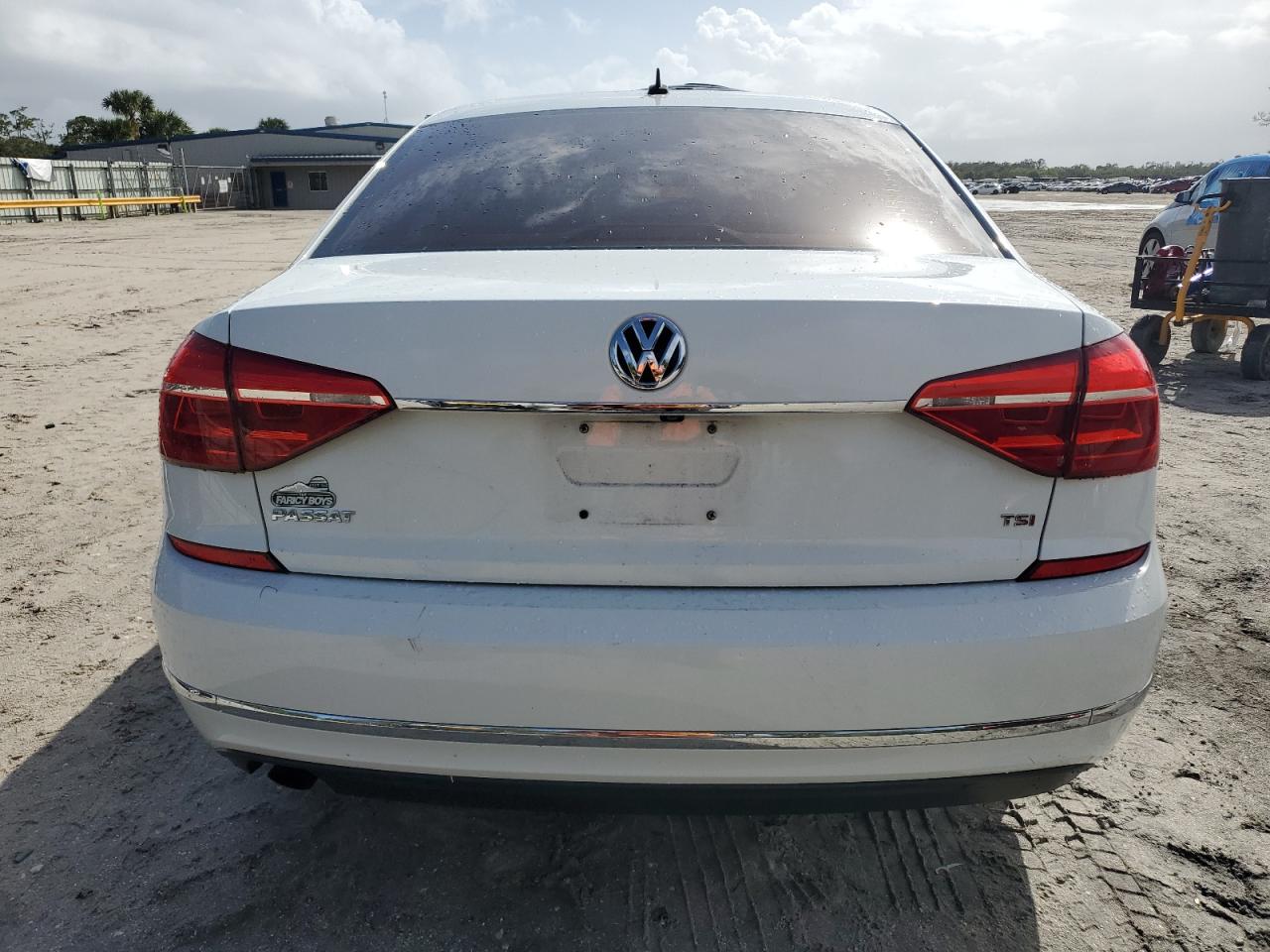 2016 Volkswagen Passat S VIN: 1VWAS7A3XGC025140 Lot: 76191534