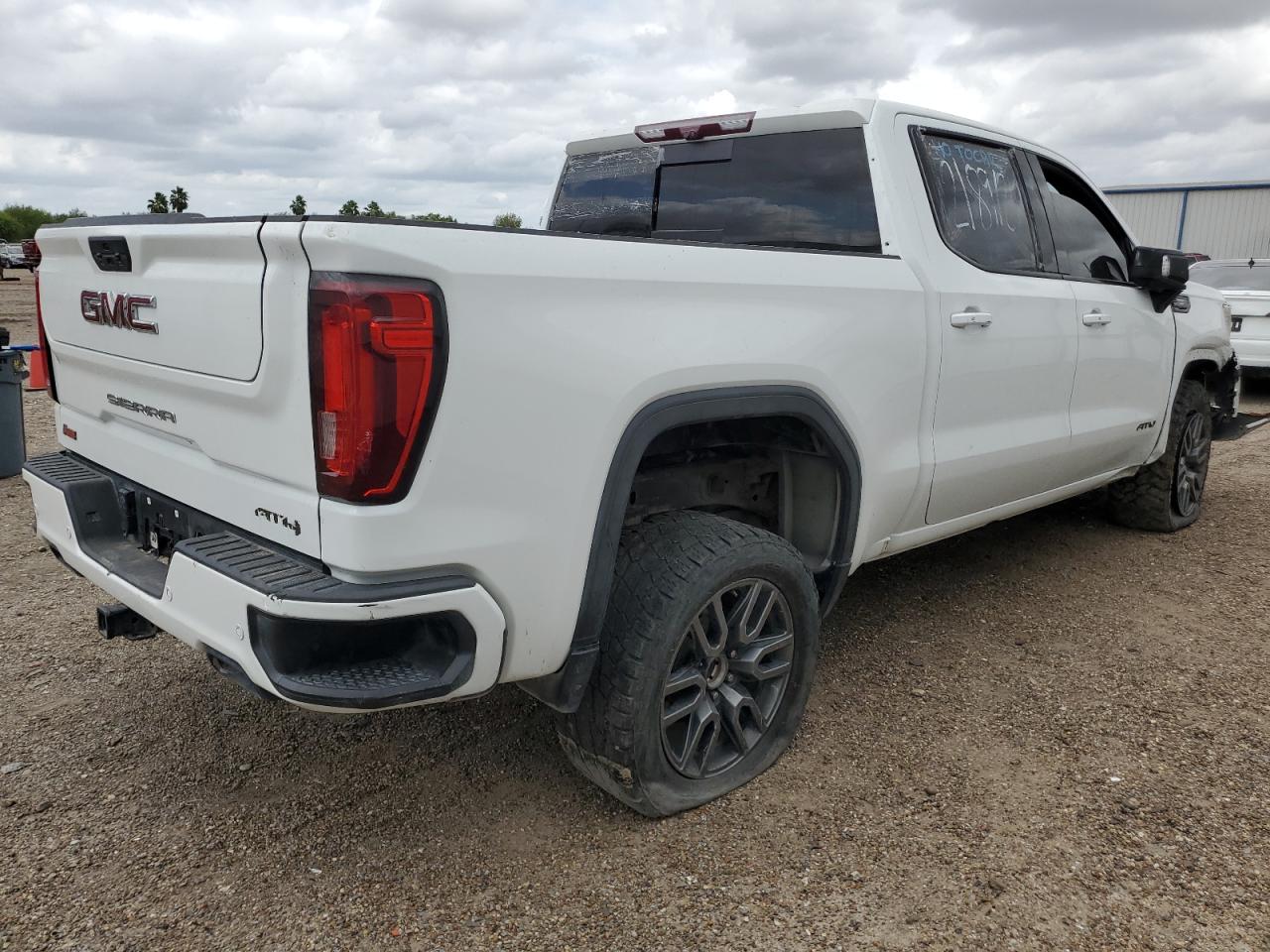 2021 GMC Sierra - Image 3